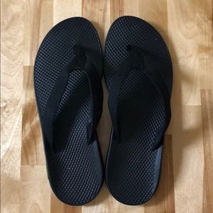 Chacos Lowdown Flip Flops